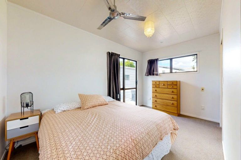 Photo of property in 216 Given Avenue, Whangamata, 3620