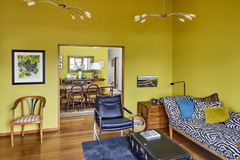 Photo of property in 95 Seaview Road, Paremata, Porirua, 5024