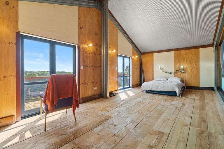 Photo of property in 56 Mcgregor Road, Clevedon, Papakura, 2582