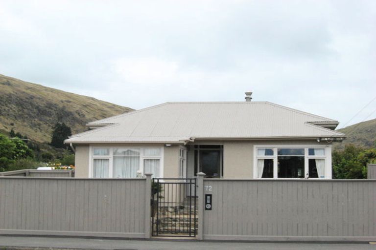 Photo of property in 72 Wiggins Street, Sumner, Christchurch, 8081