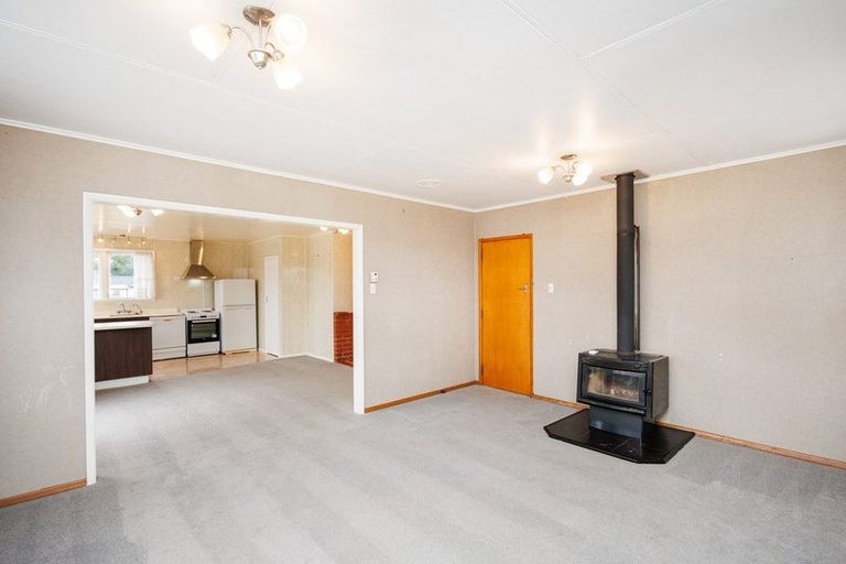 Photo of property in 6 Churchill Avenue, Feilding, 4702