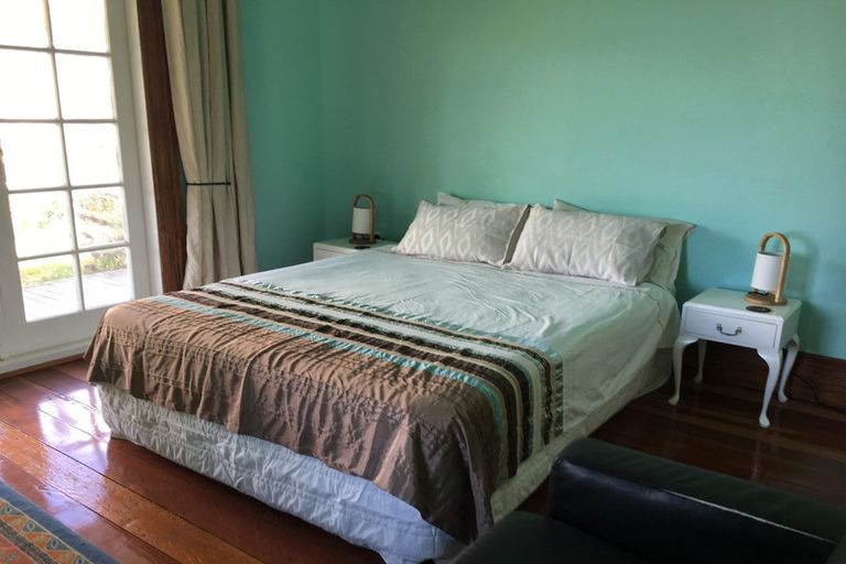 Photo of property in 13 Te Paerahi Road, Porangahau, 4293