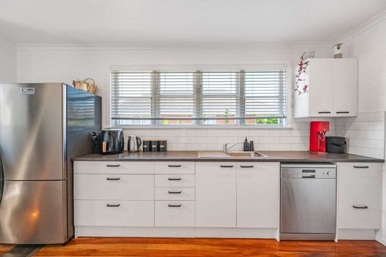 Photo of property in 112 Geddis Avenue, Maraenui, Napier, 4110