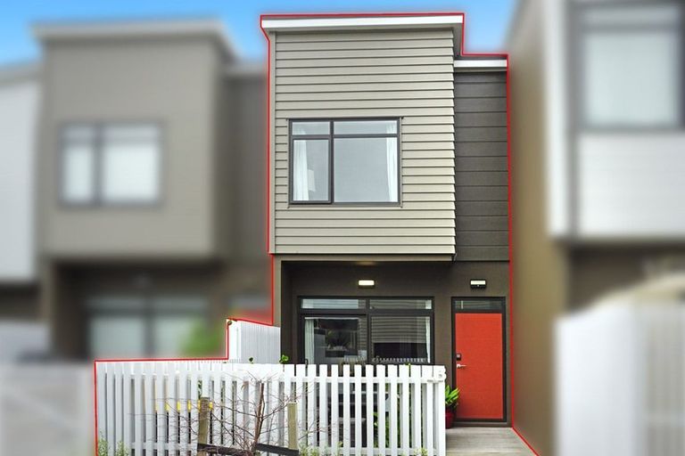 Photo of property in 13 Tuatua Road, Hobsonville, Auckland, 0616