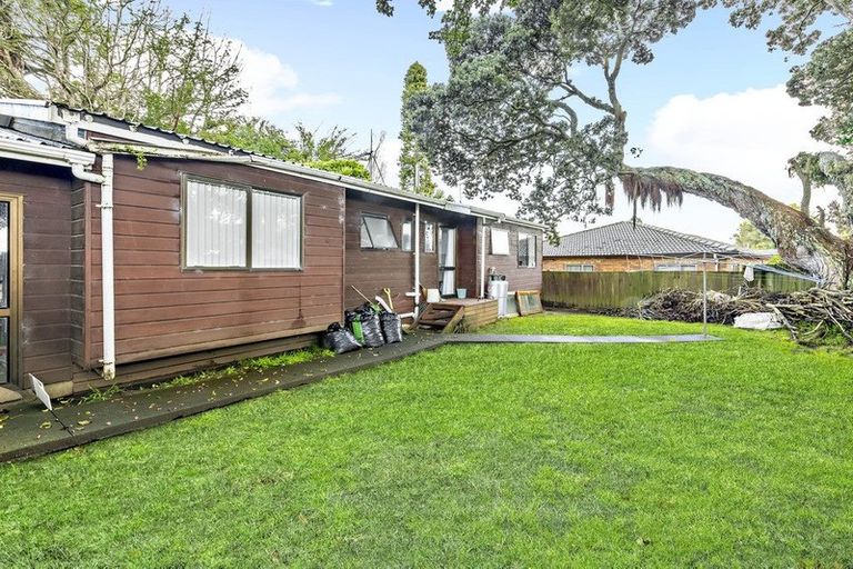 Photo of property in 2/122 Gray Avenue, Papatoetoe, Auckland, 2024