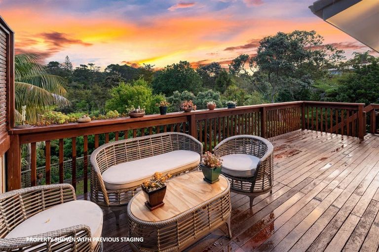 Photo of property in 13 Sandford Street, Campbells Bay, Auckland, 0630