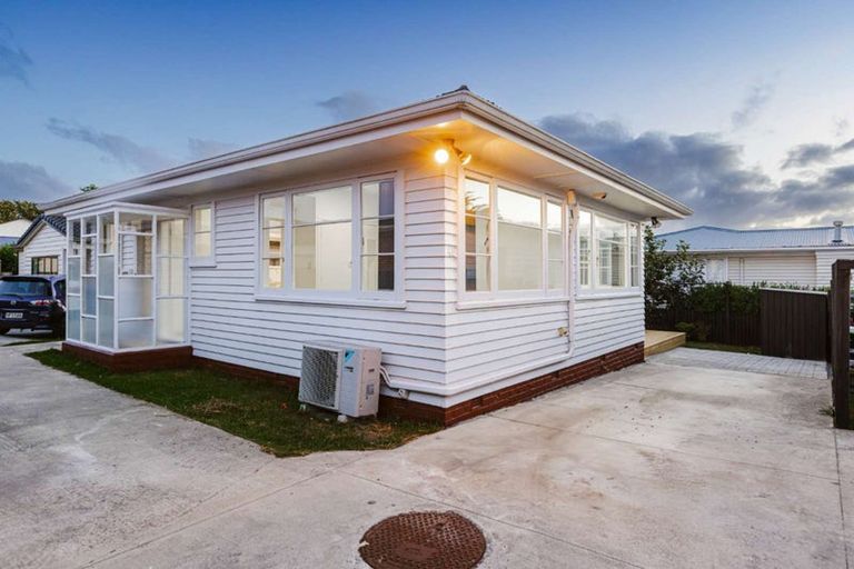 Photo of property in 45 Puriri Road, Manurewa, Auckland, 2102