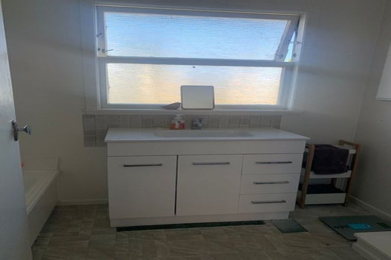 Photo of property in 60 English Street, St Andrews, Hamilton, 3200