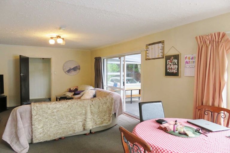 Photo of property in 60 Wayside Avenue, Burnside, Christchurch, 8053