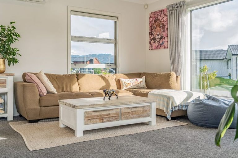 Photo of property in 24 Fenwick Crescent, Wallaceville, Upper Hutt, 5018