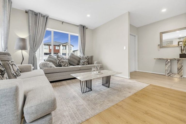 Photo of property in 52 Peihinga Road, Flat Bush, Auckland, 2019