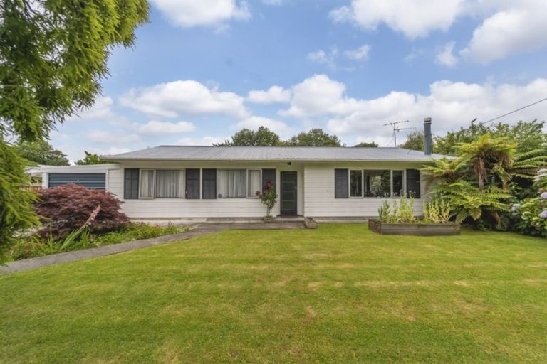 Photo of property in 74 East Street, Greytown, 5712