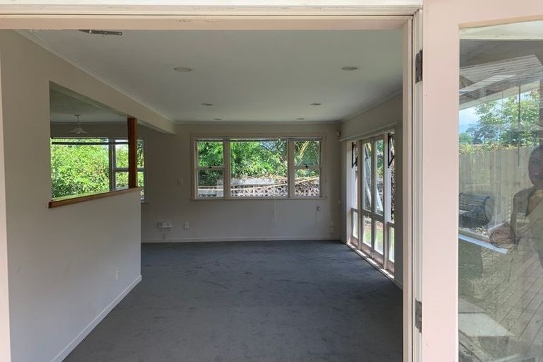 Photo of property in 21 Richards Avenue, Forrest Hill, Auckland, 0620