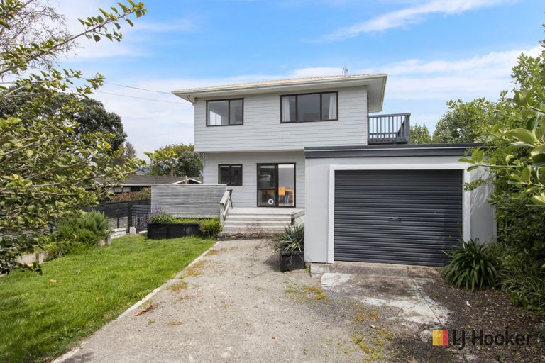 Photo of property in 98a Dillon Street, Waihi Beach, 3611