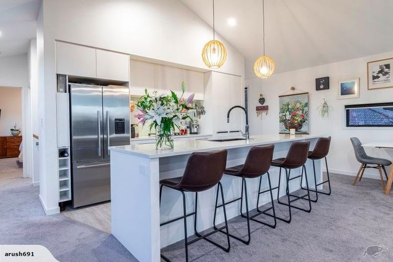 Photo of property in 272 Ballintoy Park Drive, Welcome Bay, Tauranga, 3175