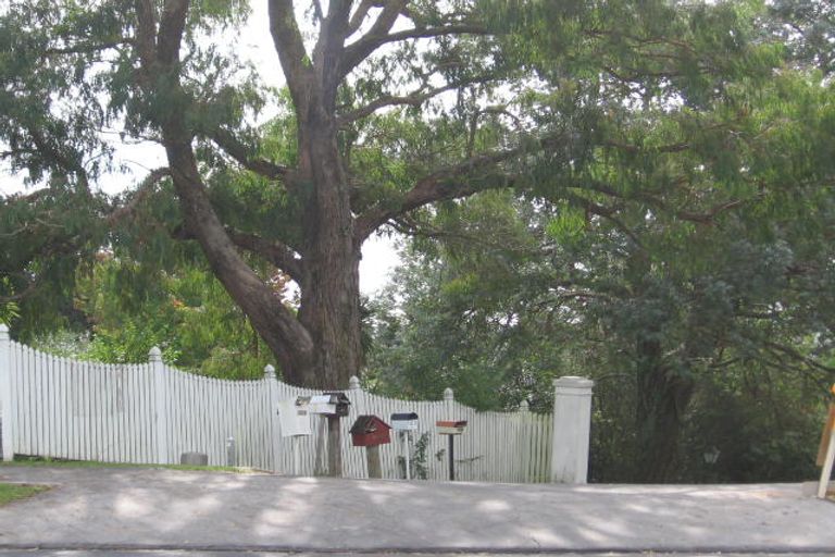 Photo of property in 103h Glengarry Road, Glen Eden, Auckland, 0602