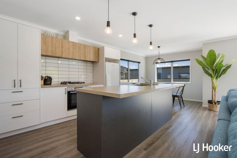 Photo of property in 4 Sandy Place, Waihi Beach, 3611