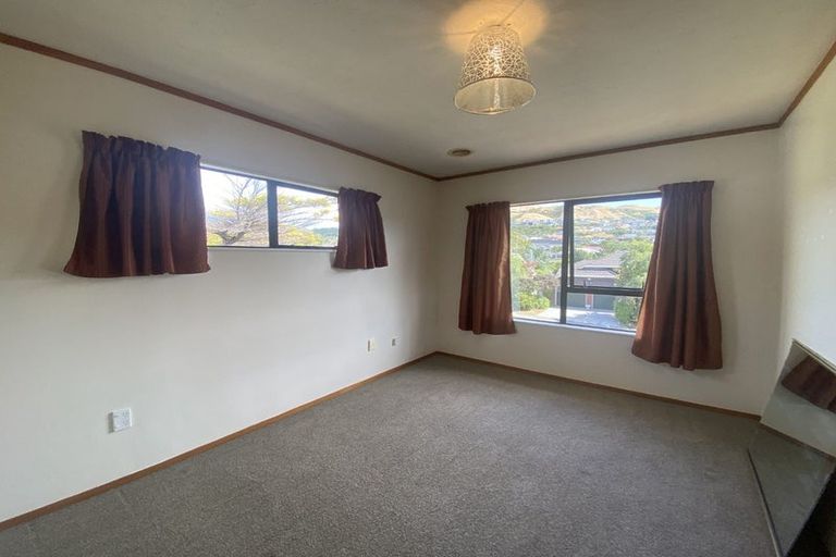 Photo of property in 42 Lakewood Avenue, Churton Park, Wellington, 6037