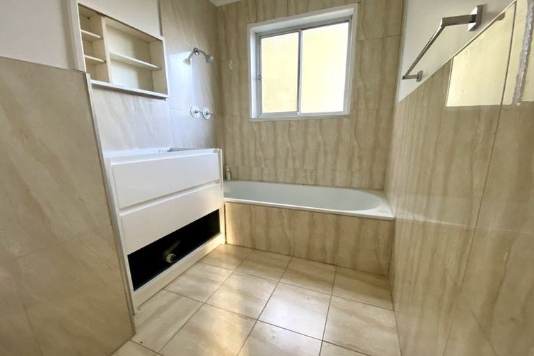 Photo of property in 5/246 Shirley Road, Papatoetoe, Auckland, 2025