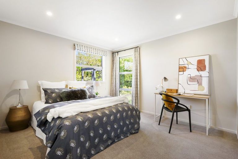 Photo of property in 8 Bateson Way, Heretaunga, Upper Hutt, 5018