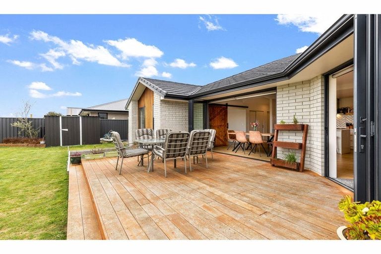 Photo of property in 32 Lindsay Way, Grasmere, Invercargill, 9810