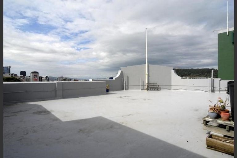 Photo of property in Blythswood Flats, 28/3 Aro Street, Aro Valley, Wellington, 6021