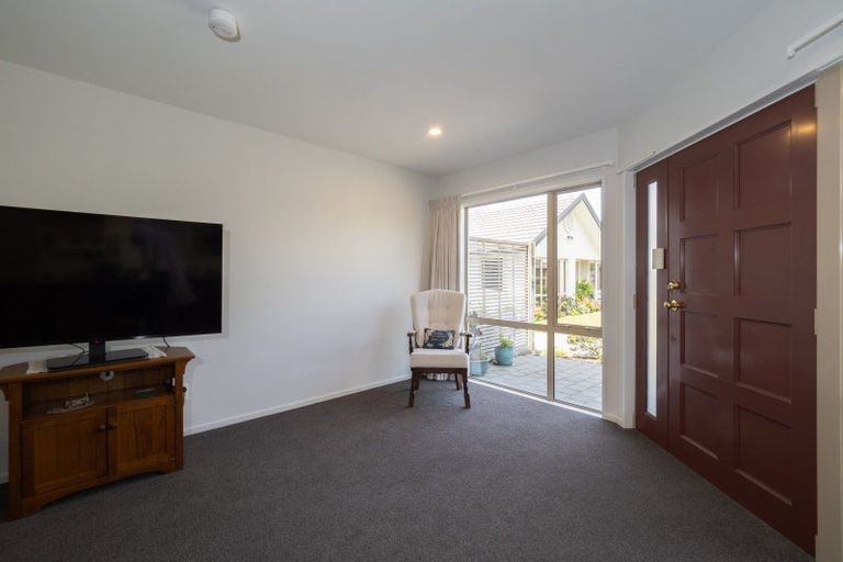 Photo of property in 2/19 Tancred Street, Ashburton, 7700