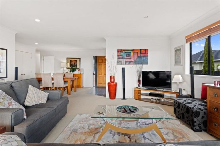 Photo of property in 24a Mcleod Road, Henderson, Auckland, 0612