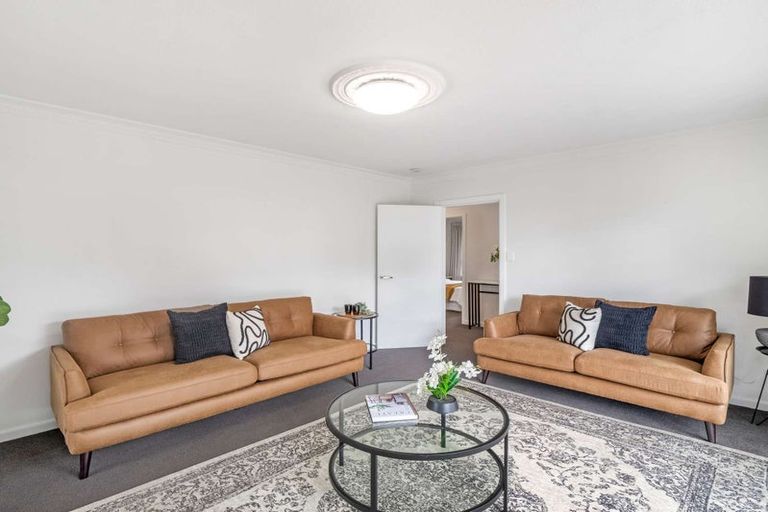 Photo of property in 94 Avondale Road, Avondale, Christchurch, 8061