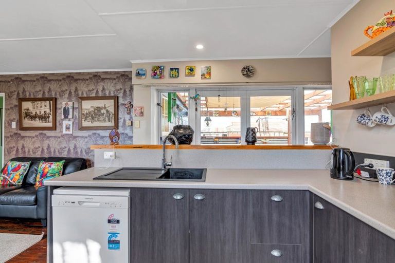 Photo of property in 9 Rosalind Street, Stratford, 4332
