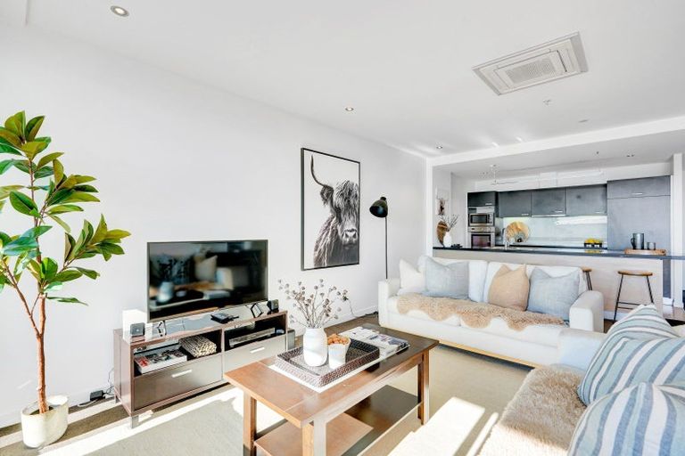 Photo of property in 404b/14 West Quay, Ahuriri, Napier, 4110