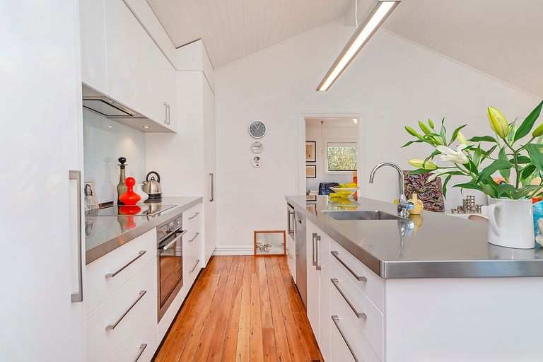 Photo of property in 4 Venice Street, Martinborough, 5711