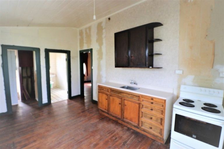 Photo of property in 3 Gorran Avenue, Gonville, Whanganui, 4501