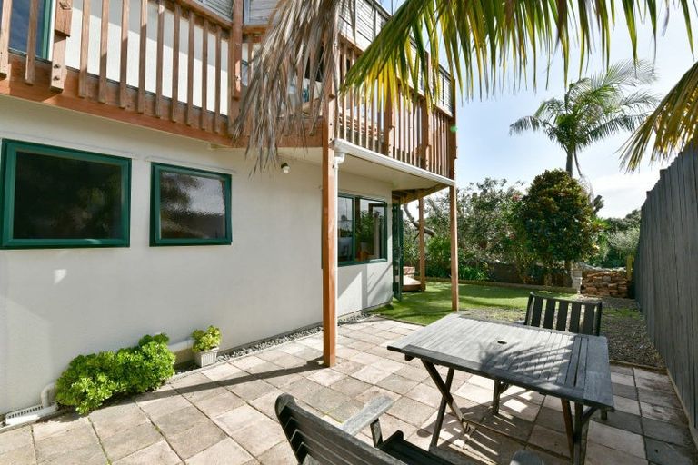 Photo of property in 2/603 Whangaparaoa Road, Stanmore Bay, Whangaparaoa, 0932