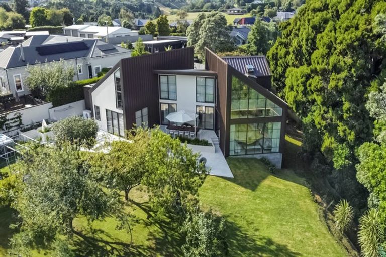 Photo of property in 366 Frankley Road, Ferndale, New Plymouth, 4310