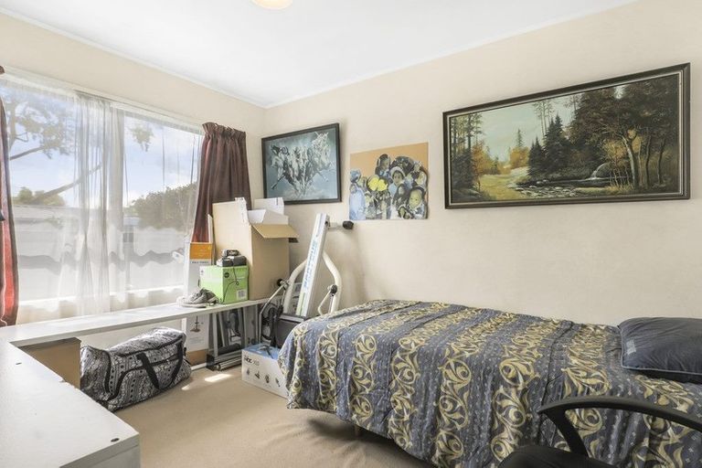 Photo of property in 28 Mcshane Street, Pukekohe, 2120