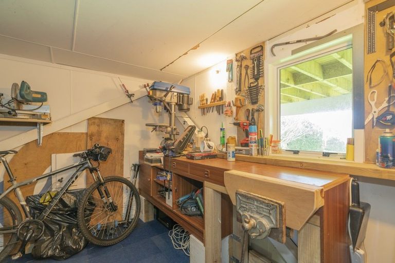 Photo of property in 4 Grierson Close, Hahei, Whitianga, 3591