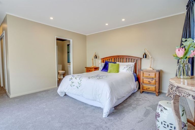 Photo of property in 11 Arlington Street, Burnside, Christchurch, 8053