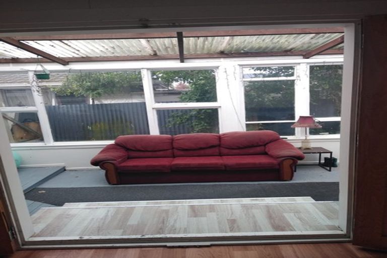 Photo of property in 118 Olliviers Road, Phillipstown, Christchurch, 8011