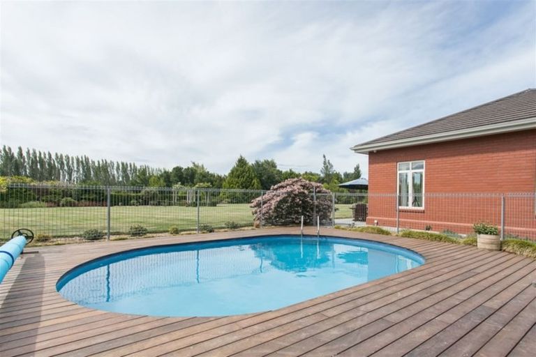 Photo of property in 704 Hills Road, Marshland, Christchurch, 8051
