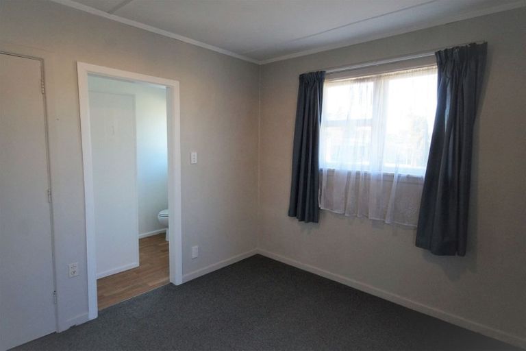 Photo of property in 16 Montrose Avenue, Culverden, 7392