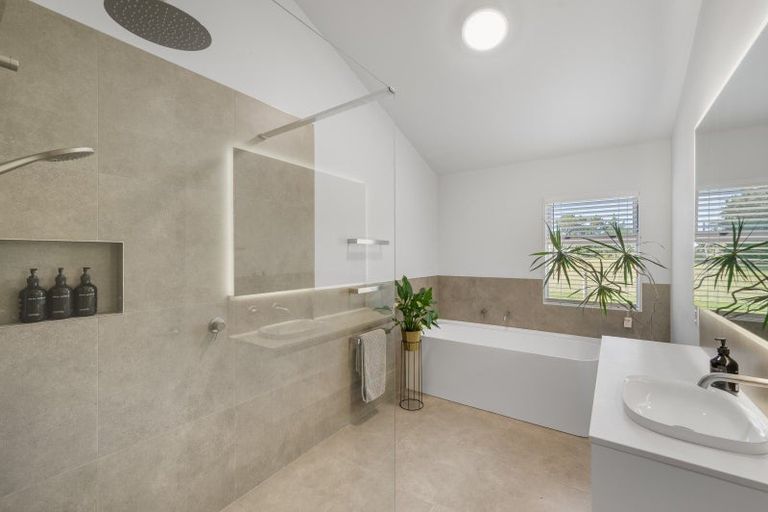 Photo of property in 59 Buchanan Street, Bay View, Napier, 4104