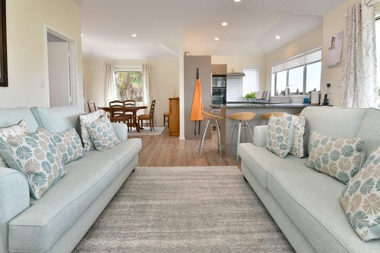 Photo of property in 3 Commodore Court, Gulf Harbour, Whangaparaoa, 0930