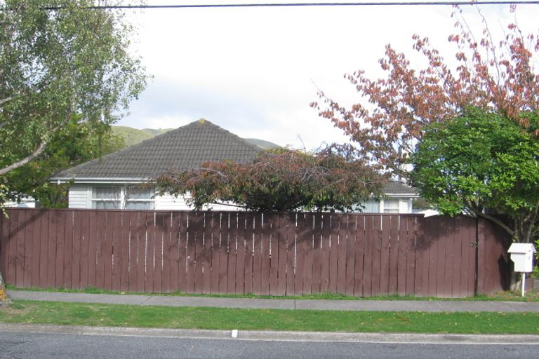 Photo of property in 20 Tilbury Street, Fairfield, Lower Hutt, 5011