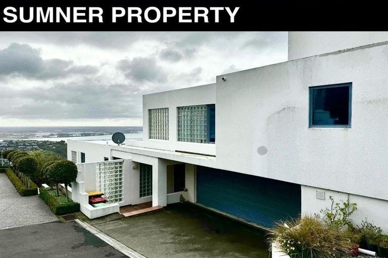 Photo of property in 114 Mccormacks Bay Road, Mount Pleasant, Christchurch, 8081