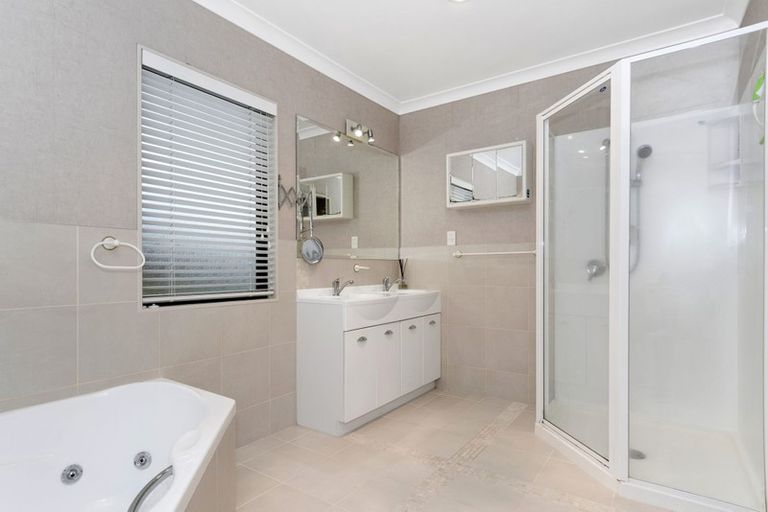 Photo of property in 137 Pyes Pa Road, Pyes Pa, Tauranga, 3112