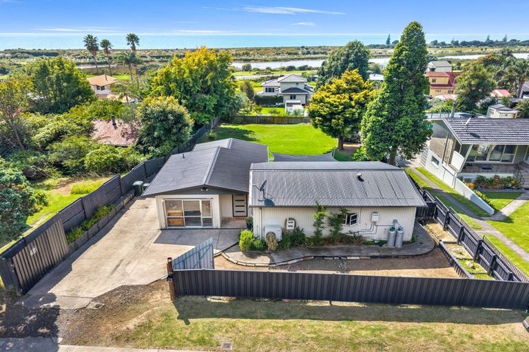 Photo of property in 68 Pakeha Street, Matata, Whakatane, 3194