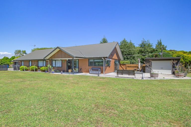 Photo of property in 59 Avenue North Road, Levin, 5510