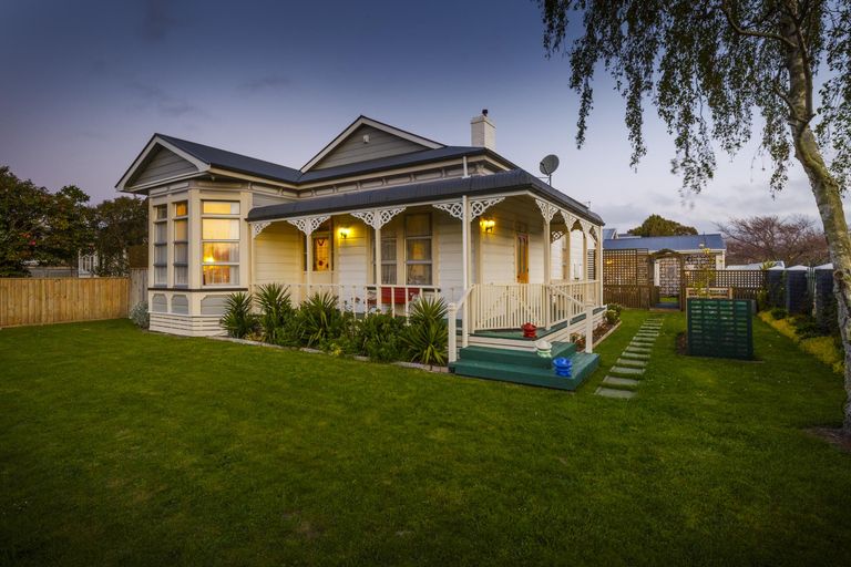 Photo of property in 1 Bryant Street, Takaro, Palmerston North, 4412