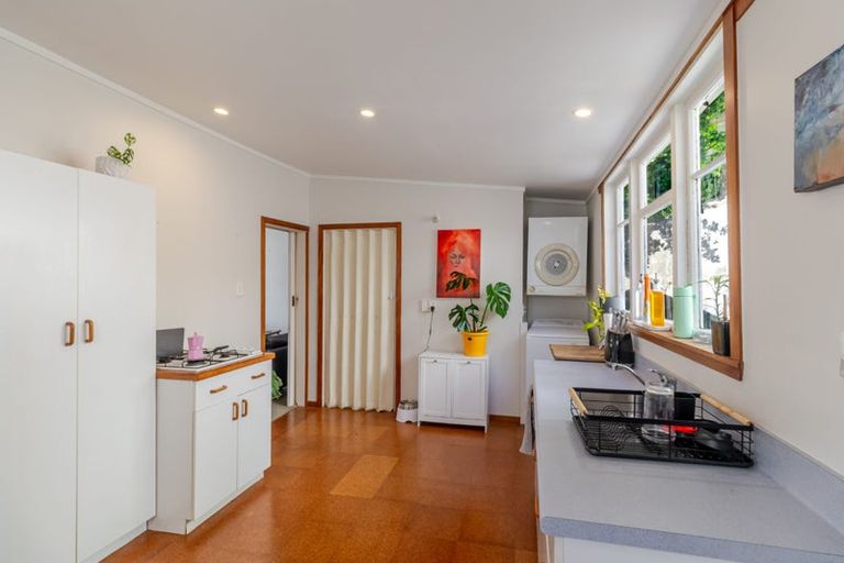 Photo of property in 161 Marine Parade, Mount Maunganui, 3116